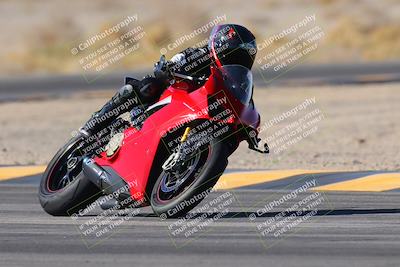 media/Dec-10-2023-SoCal Trackdays (Sun) [[0ce70f5433]]/Turn 4 (1145am)/